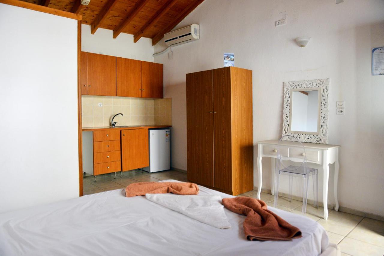 Yalis Studios Achladies (Skiathos) Exterior foto
